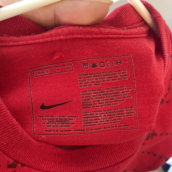 2 Boys Reebok & Nike Sports Themed T-shirts - Picture 8 of 8